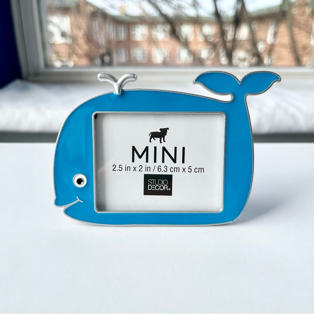 🐳 Blue Whale Mini Frame